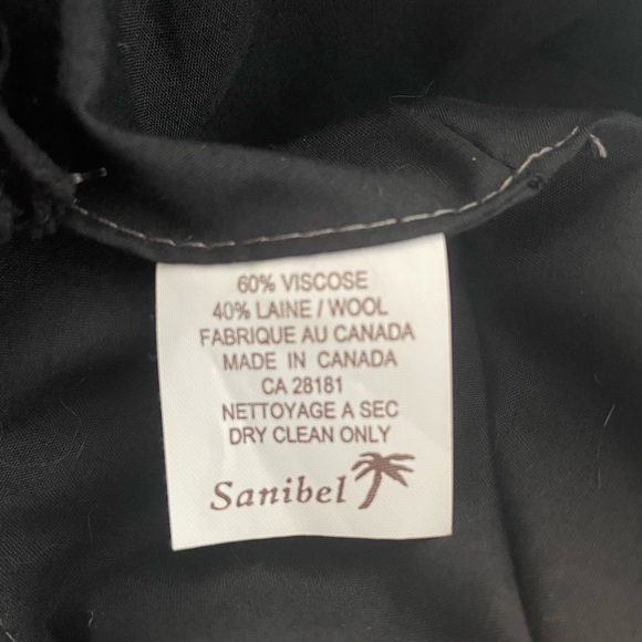 NWT Wool Hat w\buckle - Picture 3 of 4